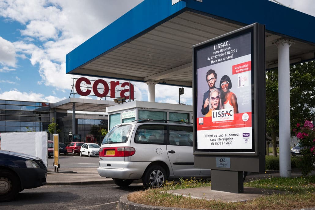 Affichage de la station service Cora à Blois